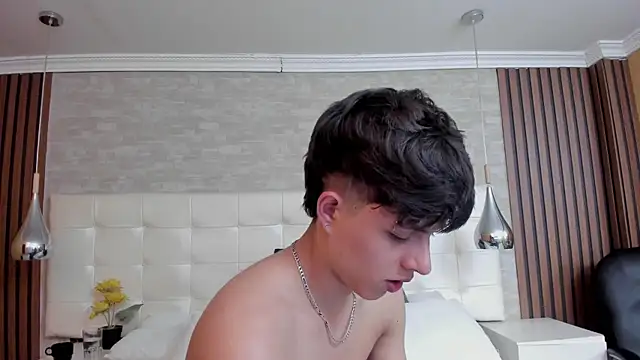 Živý XXX chat DamiaanXx