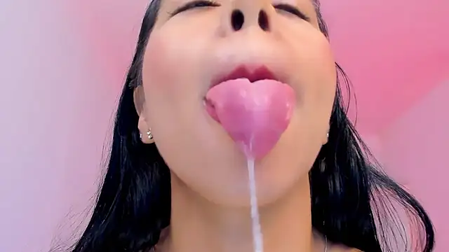 sophierooy22's Live XXX Chat