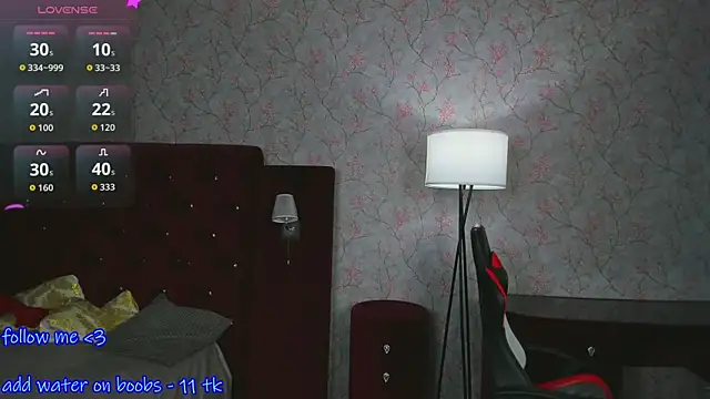 Chat +18 de ellie_coy_ ao vivo