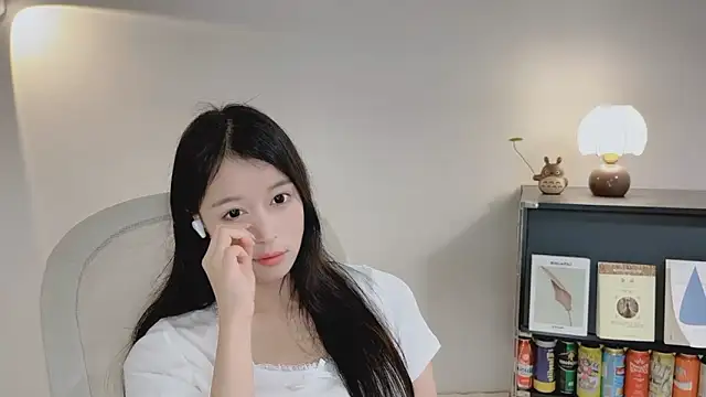 Onechestnut 라이브 XXX 채팅