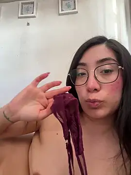 Show de vampiralatina na webcam