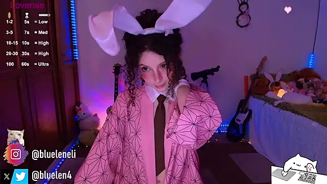 bluelen's Live XXX Chat