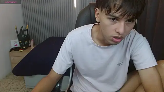 عرض كام StiwenTwink