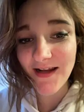 ViviLuu: απευθείας συνομιλία ΧΧΧ