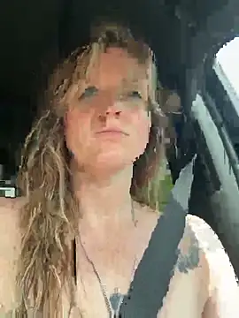 foreverzays: διαδικτυακό σόου στην κάμερα