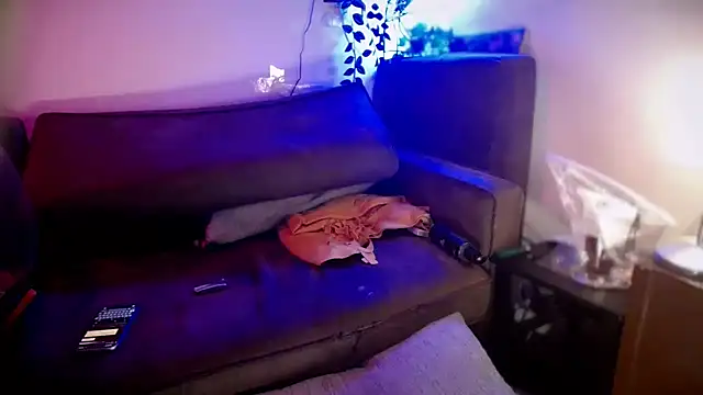 P4RtYBOII92 Webcam-Show