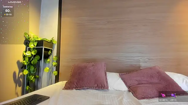 Czat XXX na żywo – Brianna_monroe