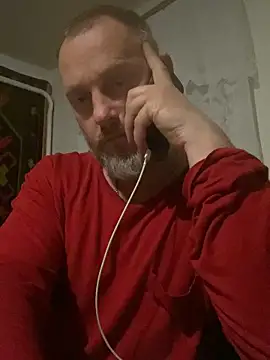 Frosl 现场XXX聊天