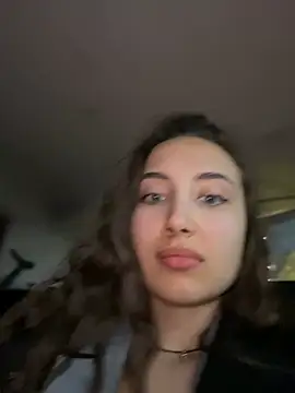 ICrazyOneIRL webcam show