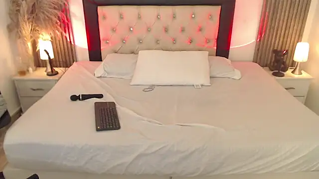 Serena_Houstonn's Live XXX Chat