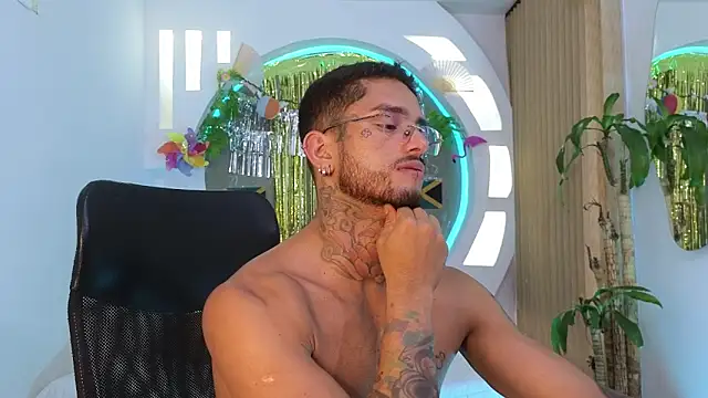 Alanrodgers 即時 XXX 聊天