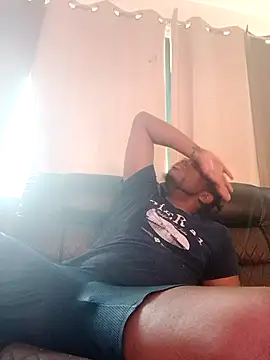 แชท XXX สดของ ReallyReallyReal