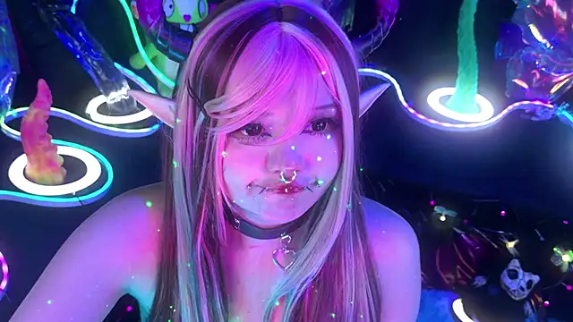 LaytonBox: απευθείας συνομιλία ΧΧΧ