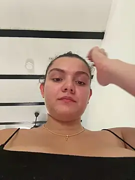 Eva_stark10 লাইভ XXX চ্যাট