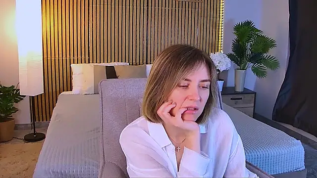 Chat +18 de EmeraldGlow ao vivo