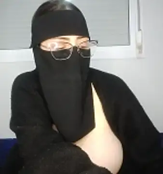 Sexy__Arab Adlı Modelin Web Kamerası Şovu