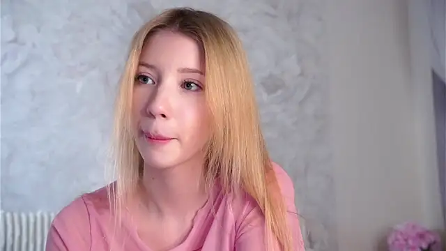 SunnivaCovil 라이브 XXX 채팅