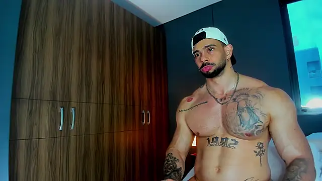 Chatroom XXX en direct de massimo_visconti