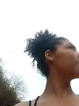 Chat +18 de CurlyBitch ao vivo