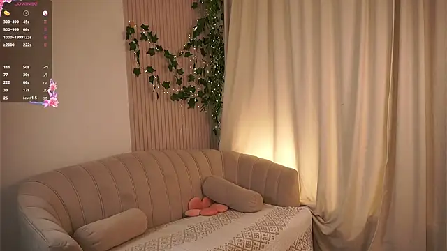 KarmenRasey Chat XXX in diretta