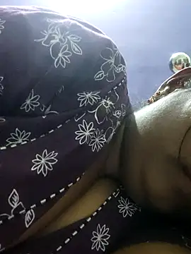 yamini1431's Live XXX Chat