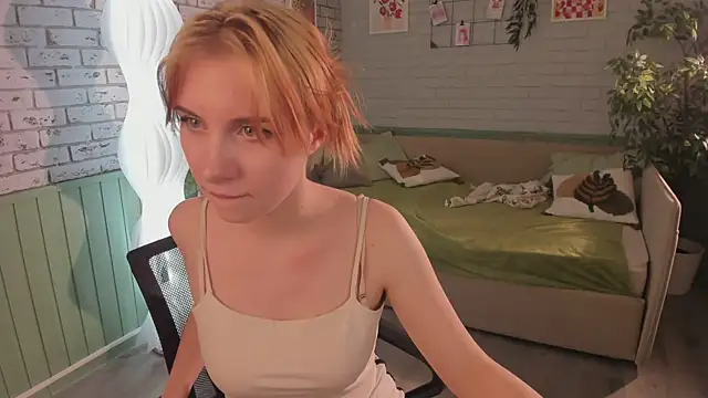 miraiakik Chat XXX live