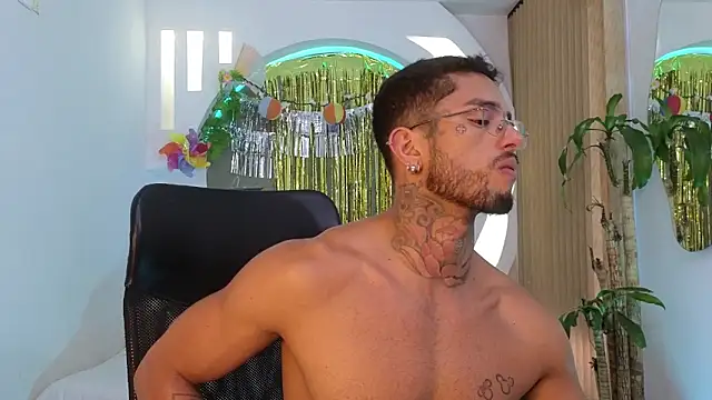 Alanrodgers Chat XXX live