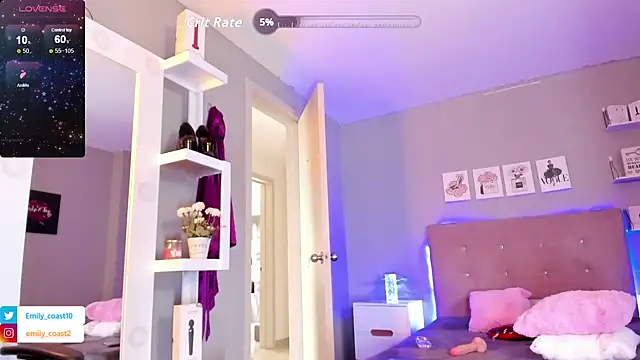 EmilyCoast-1 Live XXX-Chat