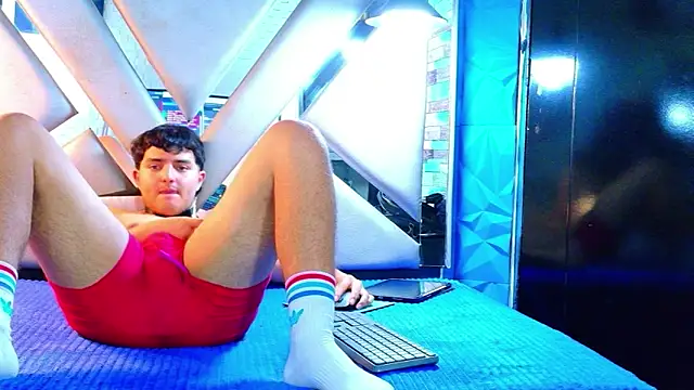 Oliver_Jamees élő XXX-chatje