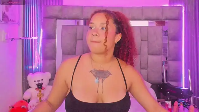 zulyjones Chat XXX in diretta