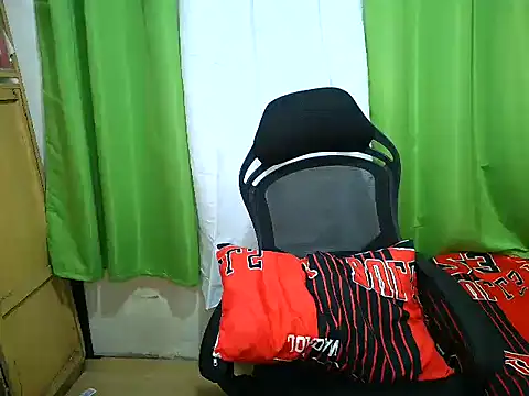 xLickme24 Show Webcam