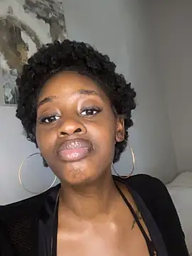 Pokazy przed kamerką – Tatyyana