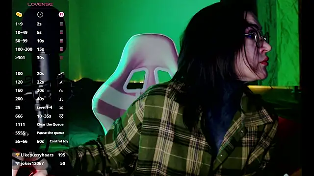 Chat +18 de RainbowKittty ao vivo