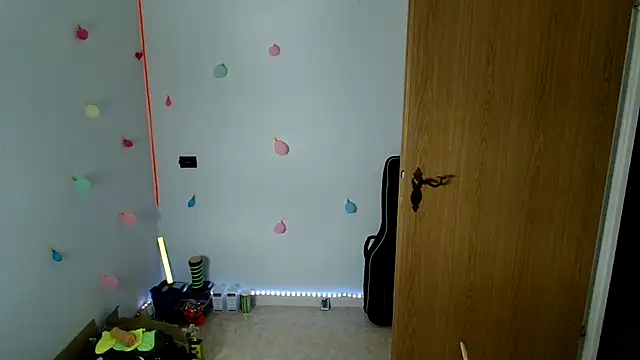 hei_69 élő XXX-chatje