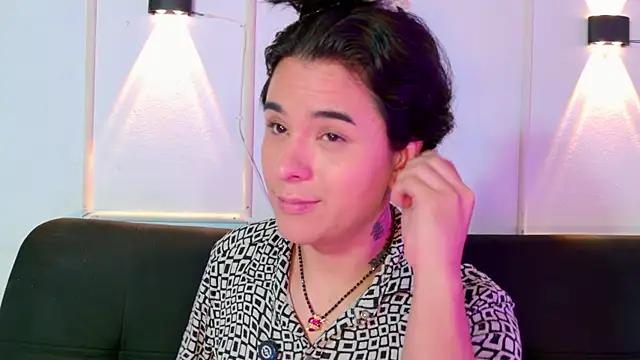 Angel-umbra Adlı Modelin Web Kamerası Şovu