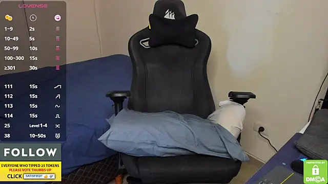 Derekksc élő XXX-chatje