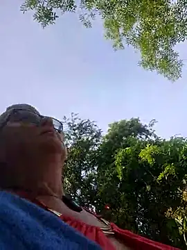 Hot-Muci live XXX chat