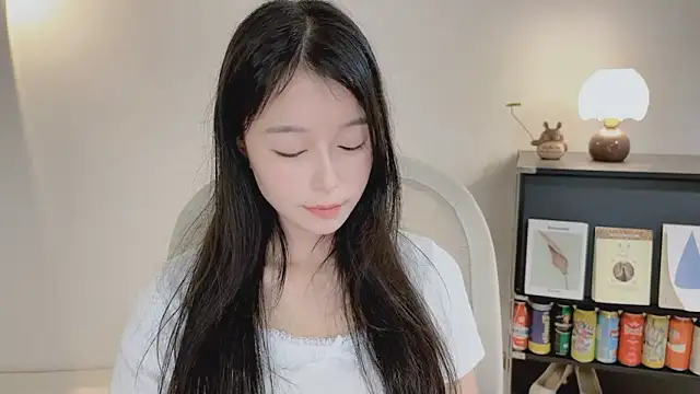 Onechestnutn Live XXX chat