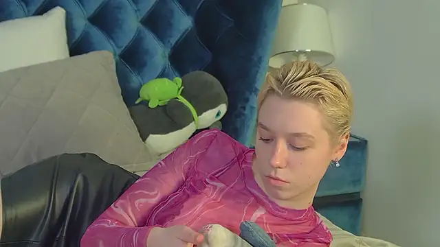 دردشة AgataGate الجنسية المباشرة