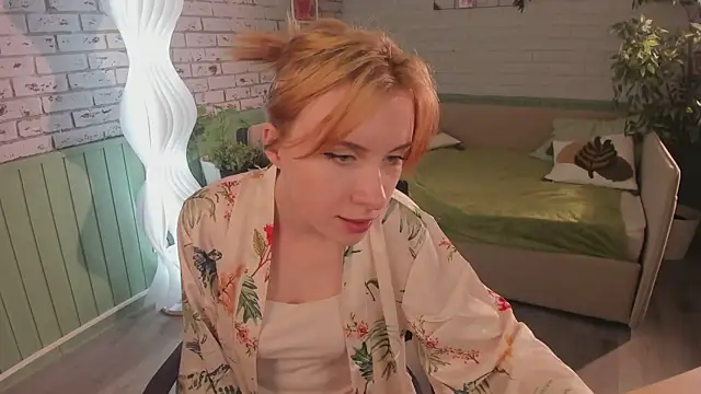 miraiakik's Live XXX Chat