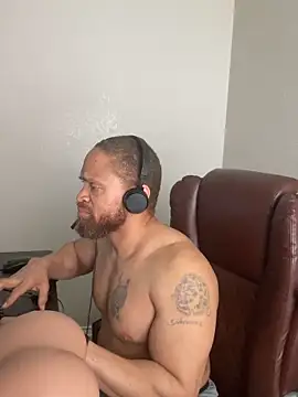 Fathero1time webkamerás műsora