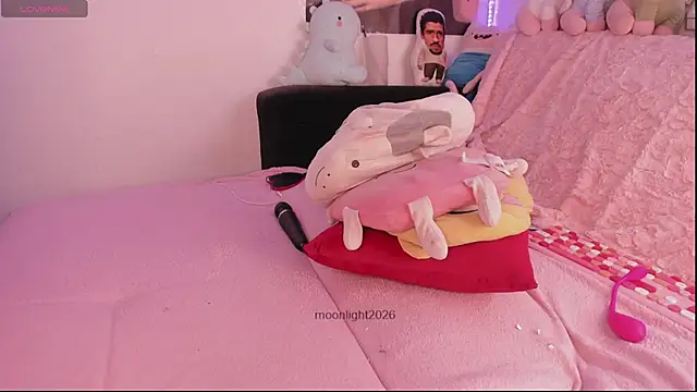 Chat XXX en directo de moonliiiight1