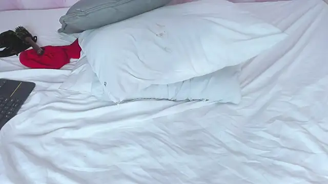 Chat XXX en directo de TaniaBellini