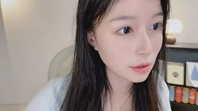 Onechestnut live XXX chat