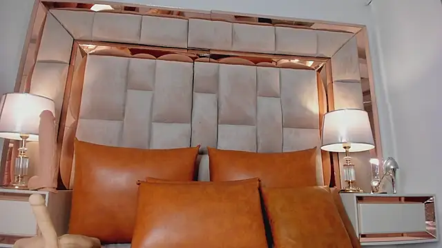 دردشة ValentinaBreats الجنسية المباشرة