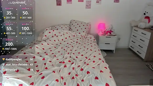 _pinkypayのライブXXXチャット