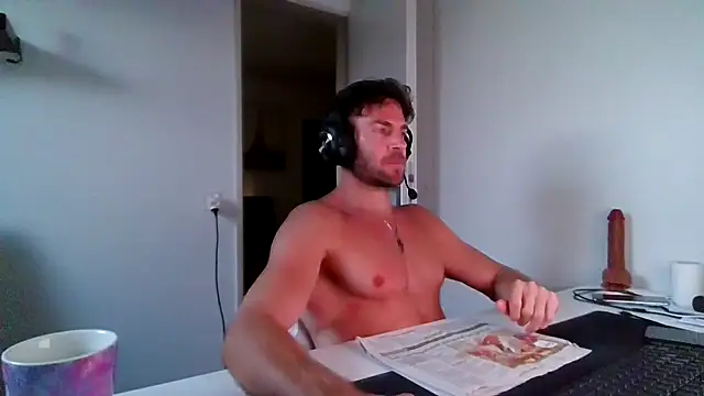 alpha-hunk Live XXX-Chat