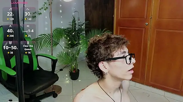 Matty_Sparkkn Live XXX chat