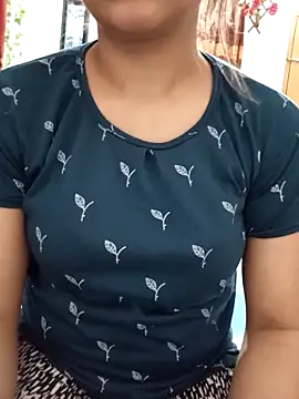 Tanha18 即時 XXX 聊天