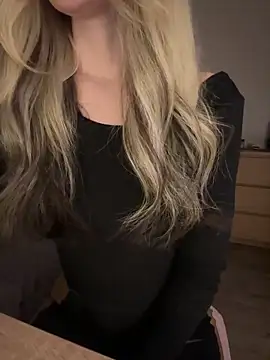 xDinnax: вебкам-шоу